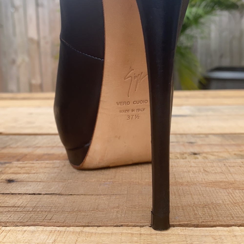 EUC Giuseppe Zanotti Vero Cuoio Black Leather Shoes Stiletto Heels - Picture 12 of 16